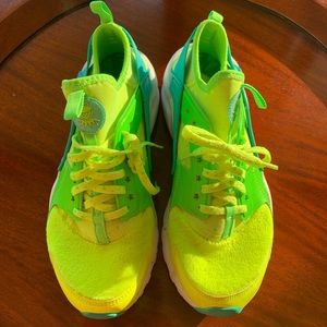 Nike Women’s Huarache